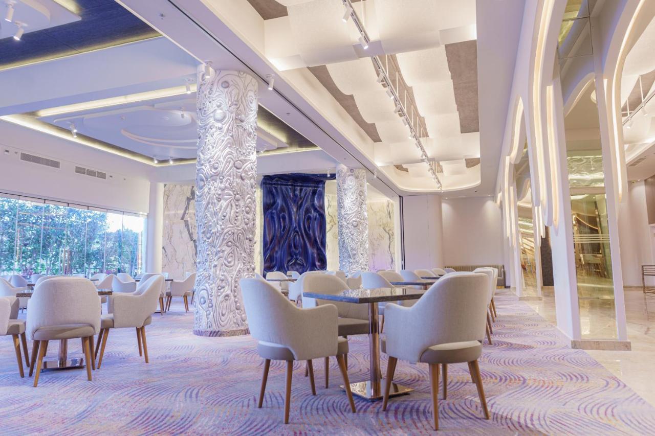 Mirage Hotel & Conference Center Alexandria Ngoại thất bức ảnh The interior of the hotel