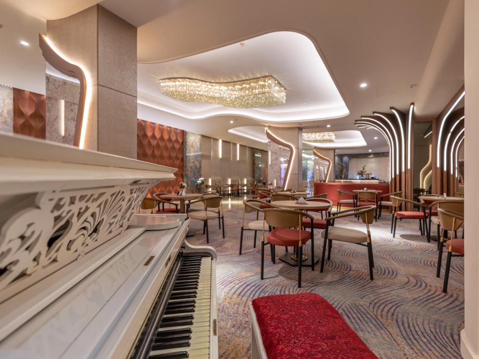 Mirage Hotel & Conference Center Alexandria Ngoại thất bức ảnh The interior of the new restaurant